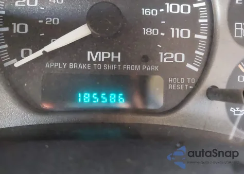 2001 Chevrolet Silverado 1500 Ls z USA, uszkodzony, nr VIN 1GCEC19T81E100755